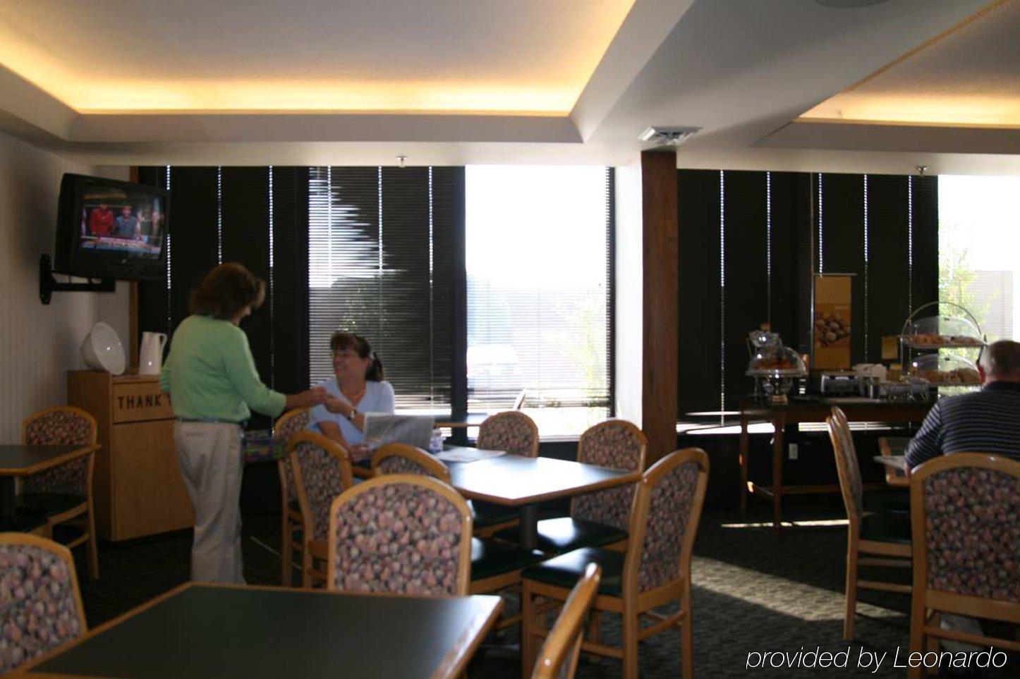 Pear Tree Inn Cape Girardeau West Restaurant photo